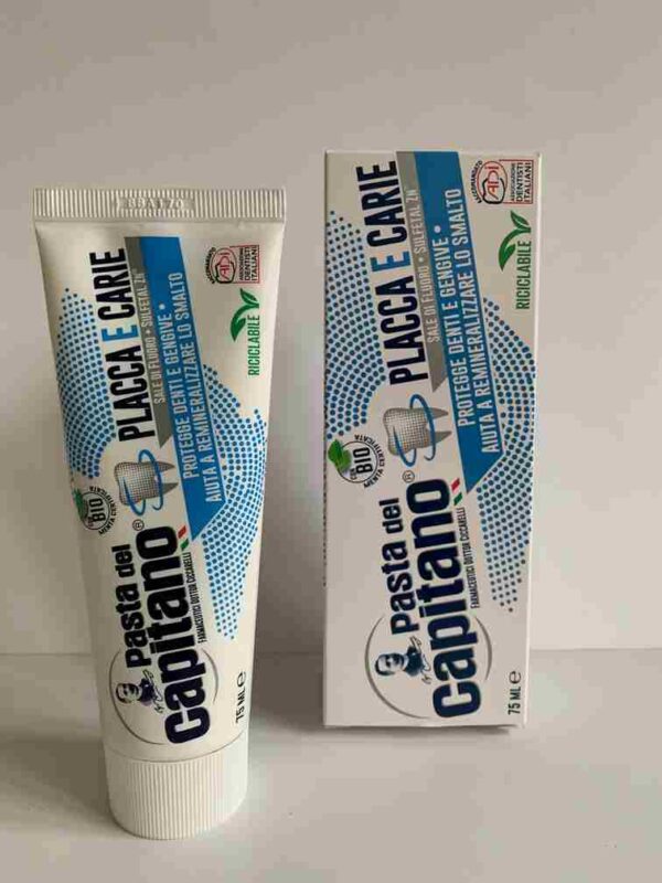 PASTA del CAPITANO zubní pasta s fluorem pro ochranu proti plaku a kazu, 75 ml